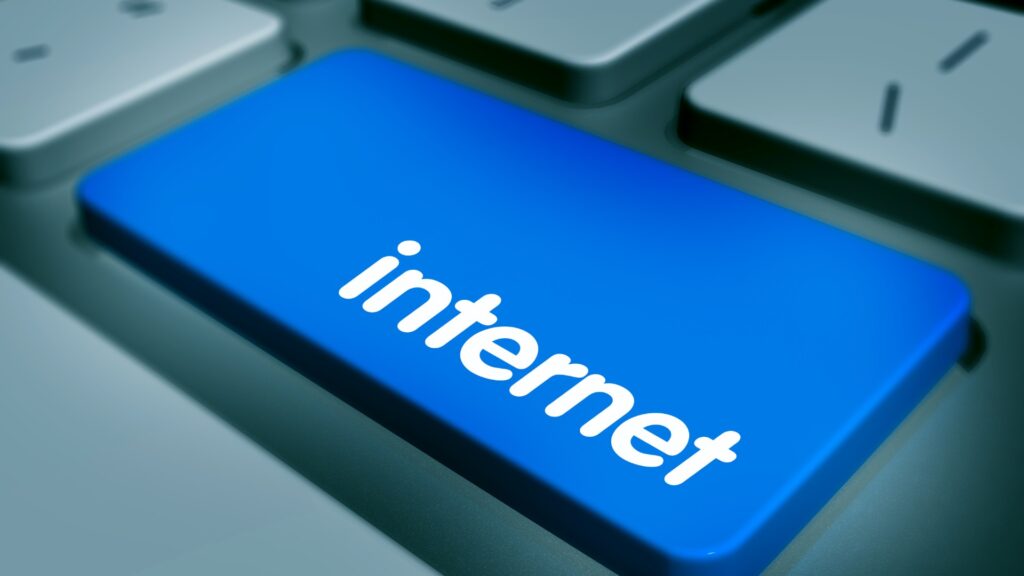 Jak zacząć zarabiać przez Internet?