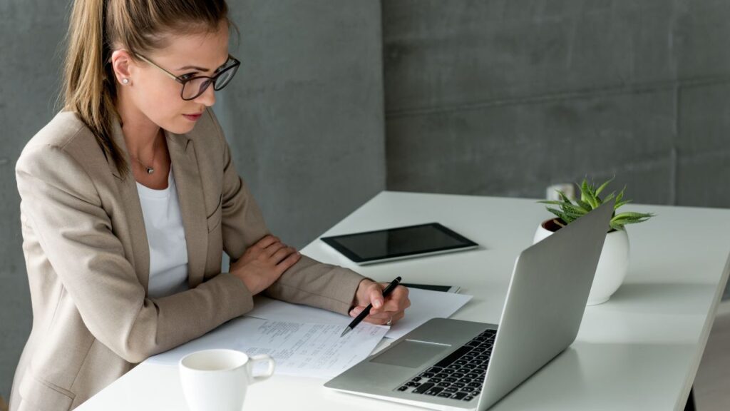 Strefa Walk-In-Office w Silver Office Center: Elastyczność i komfort dla Twojej firmy w Wrocławiu