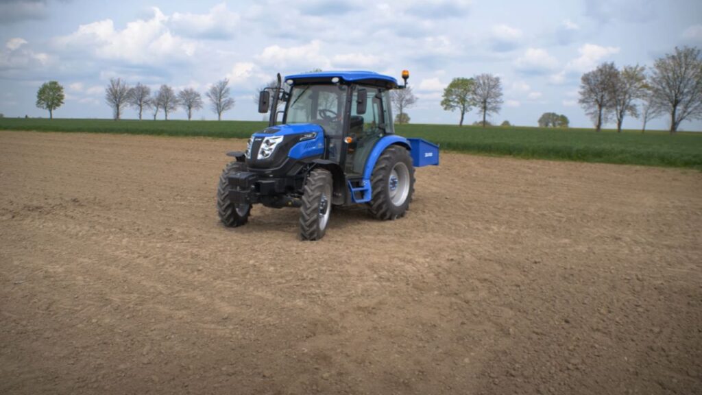 Przedstawiamy ciągnik rolniczy Solis S60: Siła i wydajność na każdym polu