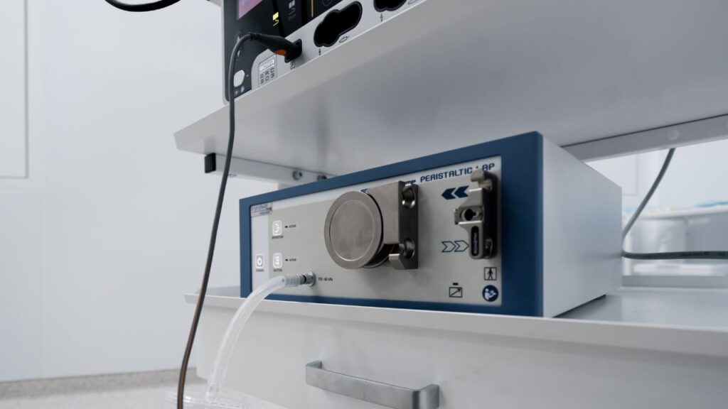 Pracownia badań kompatybilności elektromagnetycznej EMC i parametrów radiowych RED - Technologia przyszłości na wyciągnięcie ręki